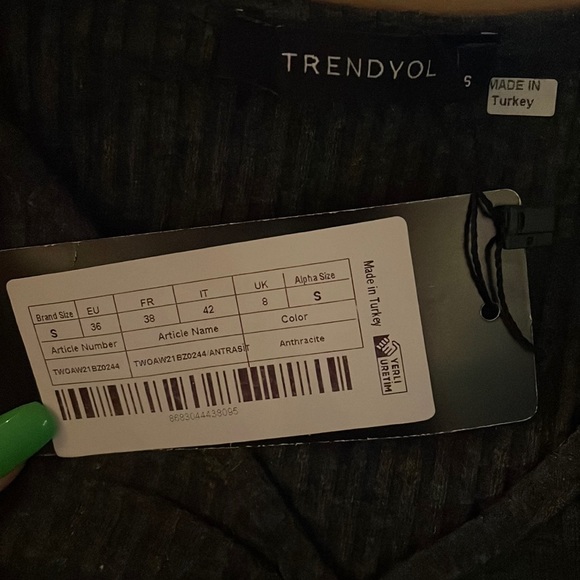 Gray ruched crop top - Picture 5 of 5